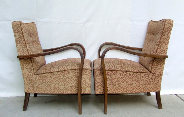 Art Deco club chairs.
